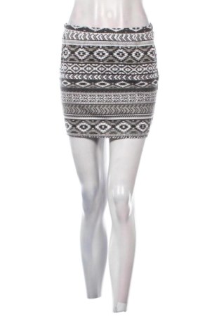 Φούστα Vero Moda, Μέγεθος S, Χρώμα Πολύχρωμο, Τιμή 10,00 €