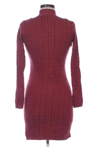 Sukienka Abercrombie & Fitch, Rozmiar XS, Kolor Czerwony, Cena 131,57 zł