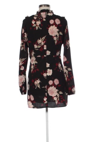 Kleid Ax Paris, Größe M, Farbe Mehrfarbig, Preis 24,55 €