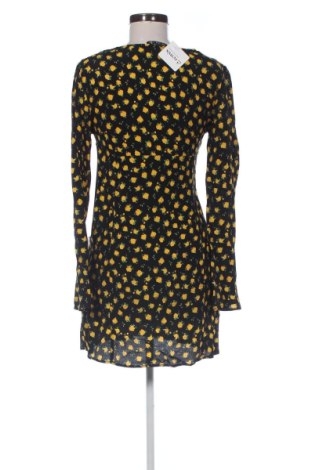 Sukienka Bershka, Rozmiar M, Kolor Kolorowy, Cena 107,17 zł