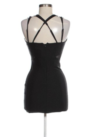 Rochie Bershka, Mărime M, Culoare Negru, Preț 145,99 Lei