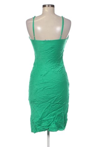 Рокля Bershka, Размер XS, Цвят Зелен, Цена 20,45 €
