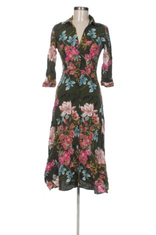 Kleid Bershka, Größe M, Farbe Mehrfarbig, Preis 31,99 €