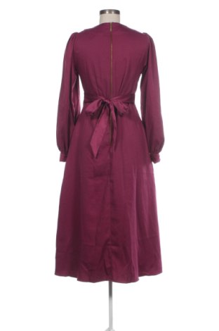Sukienka Closet London, Rozmiar M, Kolor Różowy, Cena 504,99 zł