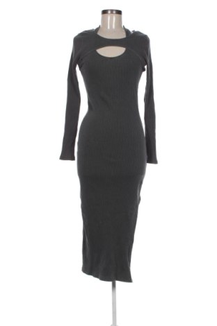 Рокля Cropp, Размер M, Цвят Сив, Цена 14,31 €