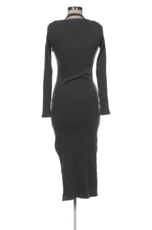 Рокля Cropp, Размер M, Цвят Сив, Цена 14,31 €