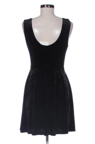 Ruha Forever 21, Méret L, Szín Fekete, Ár 5 799 Ft