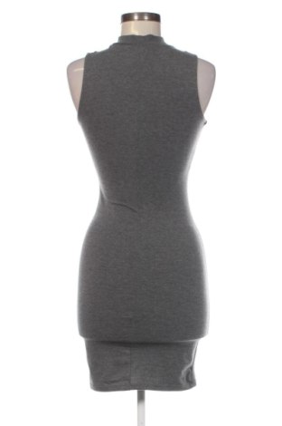 Рокля Gina Tricot, Размер XS, Цвят Сив, Цена 13,29 €