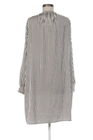 Rochie H&M, Mărime L, Culoare Multicolor, Preț 123,99 Lei