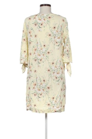 Rochie H&M, Mărime M, Culoare Multicolor, Preț 123,99 Lei
