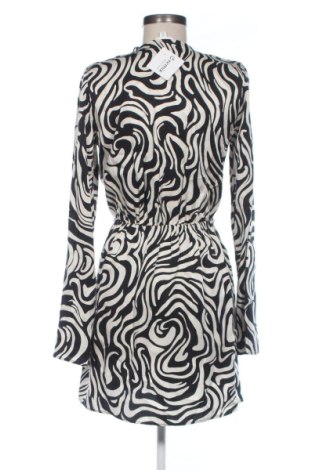 Rochie H&M, Mărime XS, Culoare Multicolor, Preț 104,26 Lei