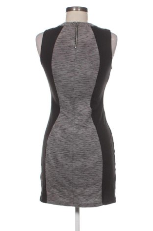 Šaty  H&M Divided, Veľkosť M, Farba Viacfarebná, Cena  23,95 €