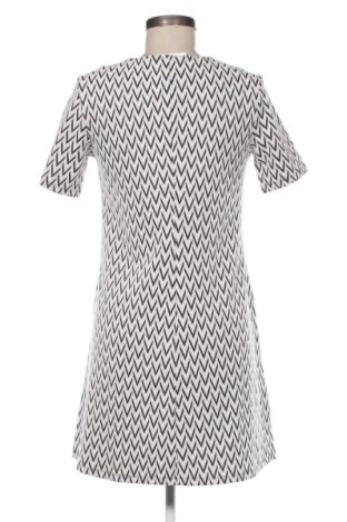 Rochie H&M Divided, Mărime M, Culoare Alb, Preț 123,99 Lei