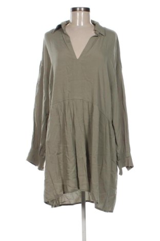 Рокля H&M L.O.G.G., Размер XL, Цвят Зелен, Цена 20,45 €