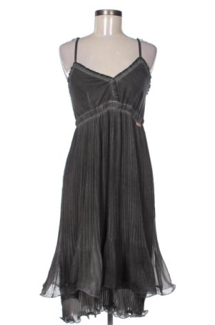 Kleid Khujo, Größe M, Farbe Grau, Preis 41,91 €