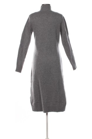 Рокля Maje, Размер M, Цвят Сив, Цена 150,83 €