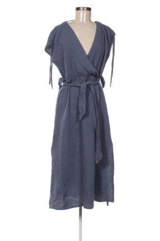 Kleid Mohito, Größe M, Farbe Blau, Preis 19,97 €