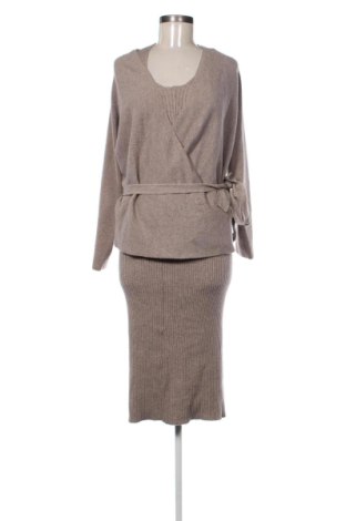 Φόρεμα Mohito, Μέγεθος M, Χρώμα Καφέ, Τιμή 19,95 €