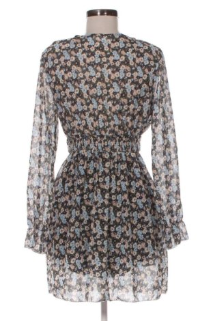 Kleid NEW COLLECTION, Größe M, Farbe Mehrfarbig, Preis 31,99 €