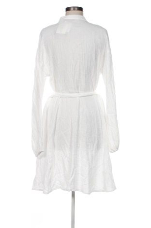Kleid ONLY, Größe M, Farbe Weiß, Preis 42,99 €