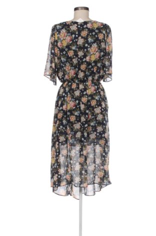 Рокля Pepe Jeans, Размер M, Цвят Многоцветен, Цена 42,43 €