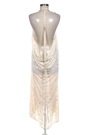 Kleid Pretty Little Thing, Größe 4XL, Farbe Beige, Preis 31,73 €