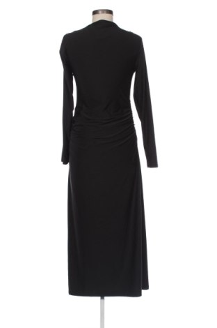 Φόρεμα Pull&Bear, Μέγεθος M, Χρώμα Μαύρο, Τιμή 15,99 €