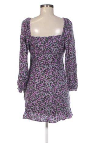 Φόρεμα Pull&Bear, Μέγεθος M, Χρώμα Πολύχρωμο, Τιμή 19,97 €