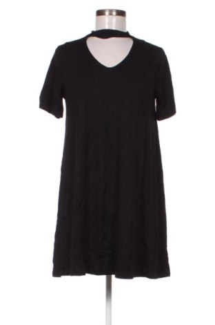 Sukienka Pull&Bear, Rozmiar M, Kolor Czarny, Cena 104,99 zł