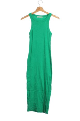 Šaty  Pull&Bear, Velikost XS, Barva Zelená, Cena  359,00 Kč