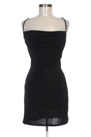 Rochie Pull&Bear, Mărime M, Culoare Negru, Preț 123,99 Lei