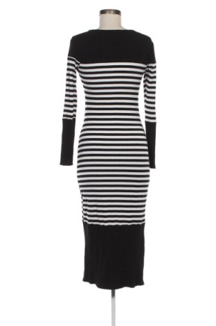 Rochie Reserved, Mărime M, Culoare Multicolor, Preț 104,00 Lei