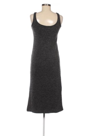 Kleid Reserved, Größe S, Farbe Grau, Preis 19,95 €
