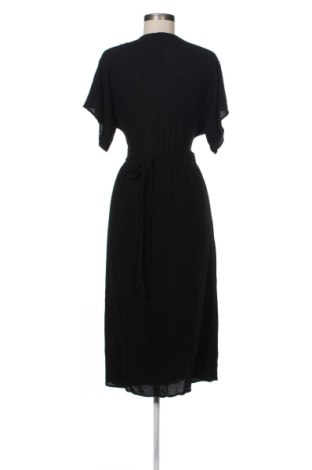 Рокля Selected Femme, Размер M, Цвят Черен, Цена 28,63 €
