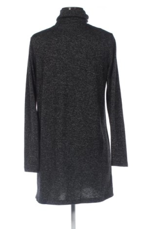 Рокля Stradivarius, Размер M, Цвят Многоцветен, Цена 19,95 €