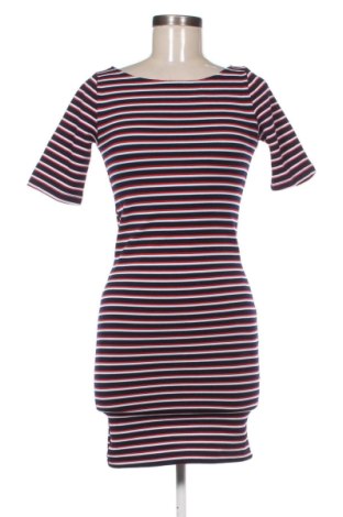 Рокля Stradivarius, Размер S, Цвят Многоцветен, Цена 20,45 €