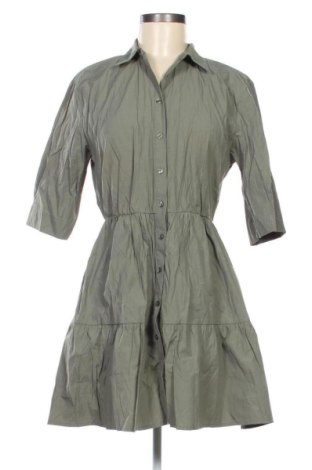 Kleid Stradivarius, Größe M, Farbe Grün, Preis 25,99 €