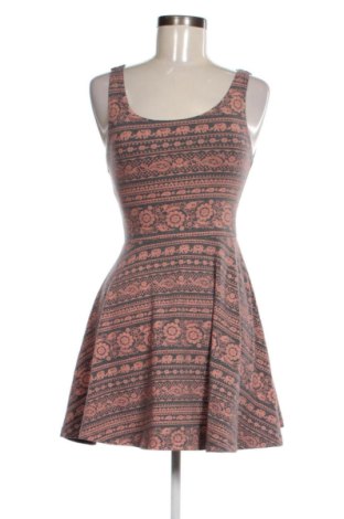 Φόρεμα Subdued, Μέγεθος M, Χρώμα Πολύχρωμο, Τιμή 25,00 €