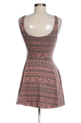 Φόρεμα Subdued, Μέγεθος M, Χρώμα Πολύχρωμο, Τιμή 25,00 €