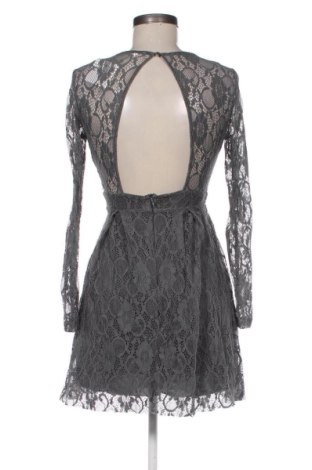 Kleid Terranova, Größe S, Farbe Grau, Preis 20,00 €