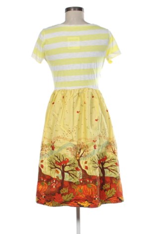 Kleid Unbranded, Größe M, Farbe Mehrfarbig, Preis 20,00 €
