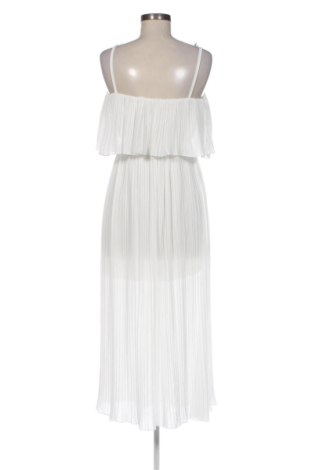 Ruha Unbranded, Méret M, Szín Fehér, Ár 10 049 Ft