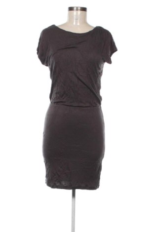 Rochie United Colors Of Benetton, Mărime S, Culoare Gri, Preț 136,99 Lei