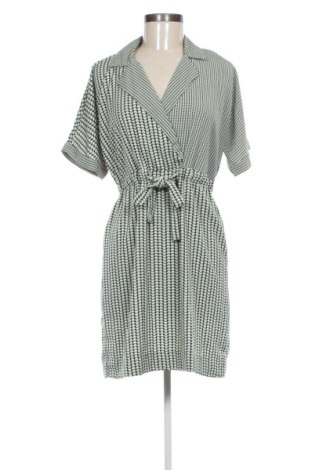 Рокля Vero Moda, Размер S, Цвят Многоцветен, Цена 14,31 €