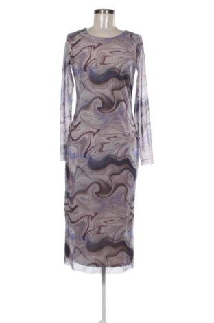 Kleid Y.A.S, Größe M, Farbe Mehrfarbig, Preis 42,00 €