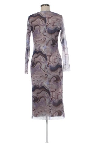 Kleid Y.A.S, Größe M, Farbe Mehrfarbig, Preis 42,00 €