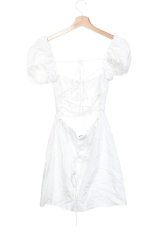 Рокля Zara, Размер XS, Цвят Бял, Цена 14,31 €