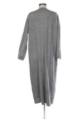 Kleid Zara, Größe M, Farbe Grau, Preis 39,00 €