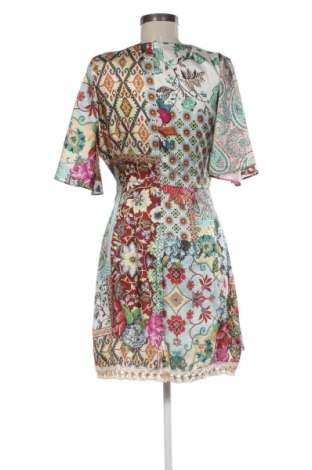 Kleid Zara, Größe M, Farbe Mehrfarbig, Preis 14,00 €