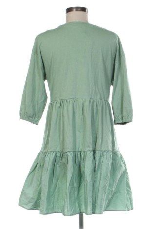 Kleid Zara, Größe M, Farbe Grün, Preis 13,79 €